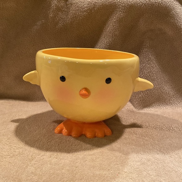 Easter Decor - Picture 2 of 9